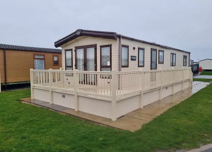 Pg144 On The Golden Palm Chapel St Leonards 3 Bed Deluxe