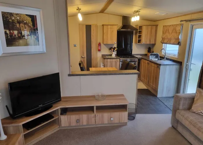 Pg144 On The Golden Palm Chapel St Leonards 3 Bed Deluxe