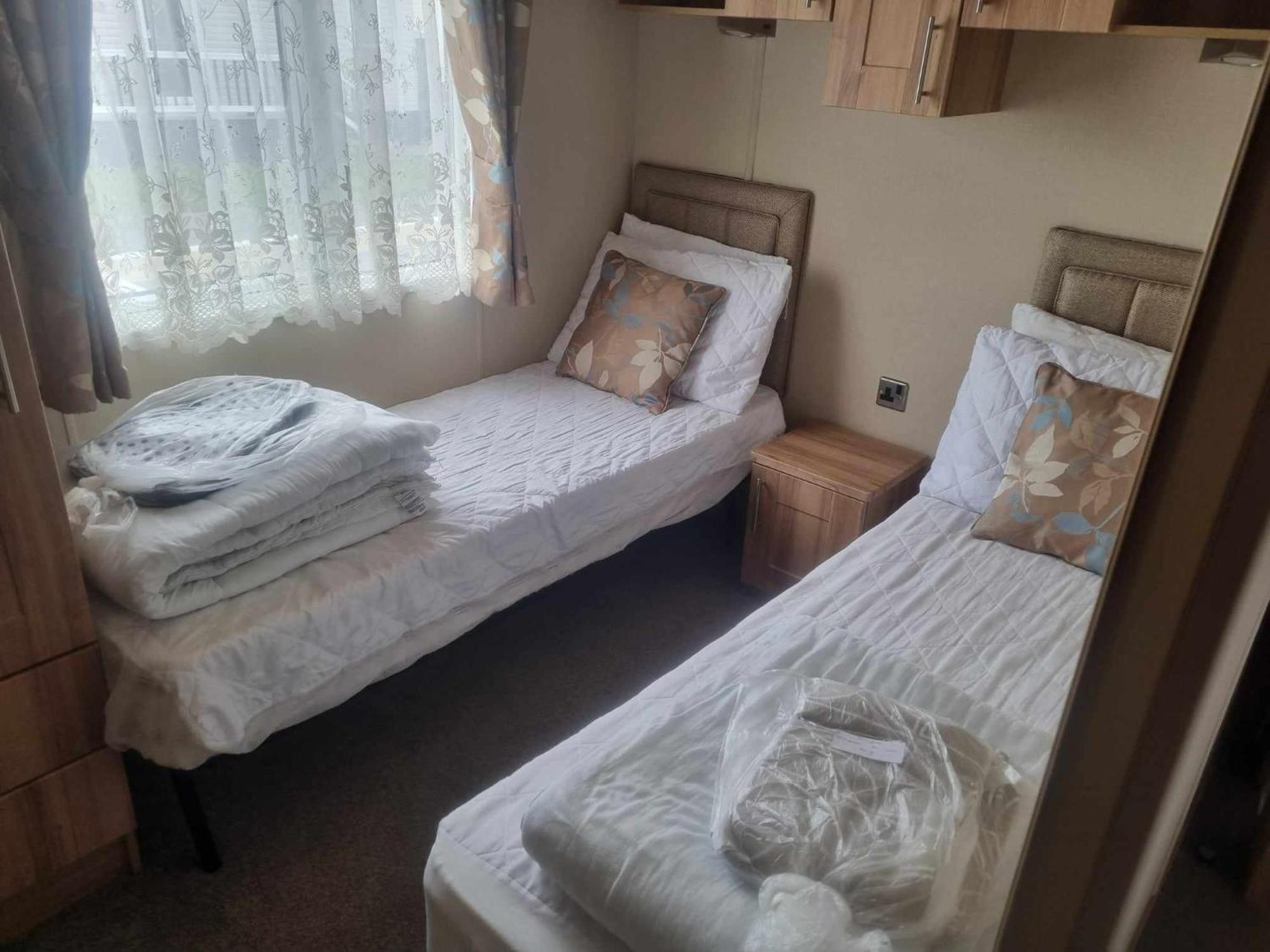 Pg144 On The Golden Palm 3 Bed Deluxe Apartment *
